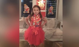 Bé Arabella Kushner, cháu ngoại ông Trump xinh xắn đáng yêu đọc thơ Trung Quốc.