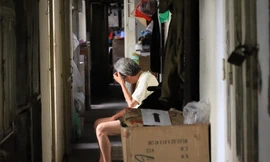 Mong mỏi của người dân sống trong khu tập thể cũ chờ 'lên đời’ cao ốc 