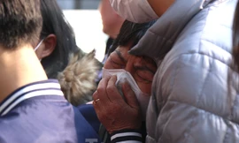 Vụ phóng hỏa quán cà phê, 11 người tử vong: Người nhà đau xót đưa linh cữu nạn nhân về quê