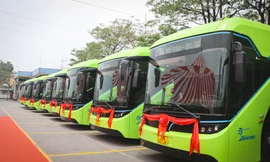Hà Nội: Vận hành 17 xe buýt điện tuyến Mỹ Đình - Gia Lâm