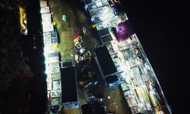 Chợ trái phép ở Hà Nội hơn 10 năm không ai biết: Vẫn hoạt động bất chấp lệnh giải toả