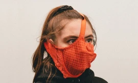 Ngã ngửa với bộ sưu tập khẩu trang tự chế "đố ai mà nghĩ ra được"