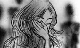 Cô gái 19 tuổi ném con mới sinh từ tầng 12