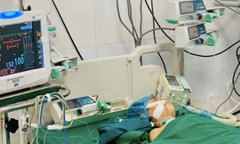 Ba chị em ruột hôn mê, nguy kịch vì uống nhầm thuốc của người lớn