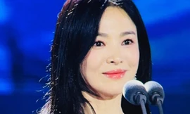 Vẻ đẹp tuổi 43 của Song Hye Kyo