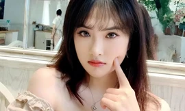 Khán giả đồng loạt xin lỗi công chúa Huawei 