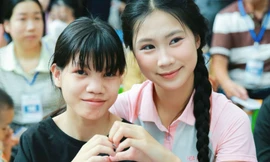25 thí sinh Hoa hậu Việt Nam lan tỏa yêu thương đến bệnh nhi ung thư 