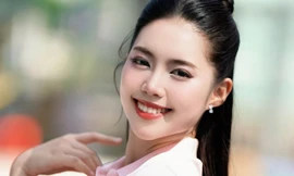 Nụ cười tỏa nắng của Á hậu Châu Anh trên sân Pickleball 