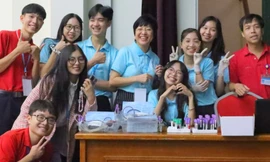 Đại học Quốc gia Hà Nội tổ chức Ngày hội hiến máu tình nguyện 'Sắc hồng hy vọng' 