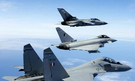 Su-30MKI sẽ có tên lửa chống bức xạ và bom liệng