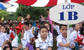 Quá tải tuyển sinh lớp 1 vì 'heo vàng'