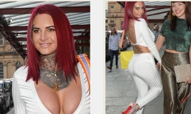 Jemma Lucy khoe vòng 1 'khủng' cùng cơ thể đầy hình xăm
