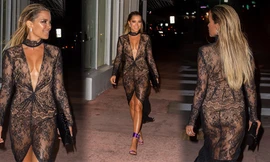 Vợ cũ của Van der Vaart quá gợi cảm với váy ren khoét xẻ bạo