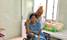 Mai Phương cười tươi lạc quan khi điều trị ung thư ở bệnh viện