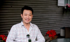 Sân khấu của danh hài Vân Sơn bị kiện, đòi bồi thường 300 triệu