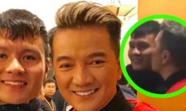 Đàm Vĩnh Hưng bất ngờ hôn trộm vào má Quang Hải khi chụp ảnh chung