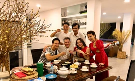 Kim Lý đón năm mới ngay tại nhà Hồ Ngọc Hà