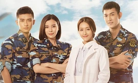 Từ trái sang: Hữu Vi, Cao Thái Hà, Khả Ngân, Song Luân.