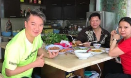 Hình ảnh về người cậu được Đàm Vĩnh Hưng chia sẻ trên trang cá nhân.