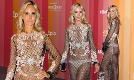 Sao nữ chuộng mốt 'khoe thân' diện váy xuyên thấu gây sốc 