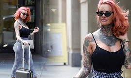 'Nữ hoàng xăm trổ' Jemma Lucy áo trễ ngực không nội y dạo phố