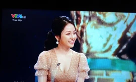 Hình ảnh Trâm Anh trên sóng truyền hình được dân mạng chụp lại 