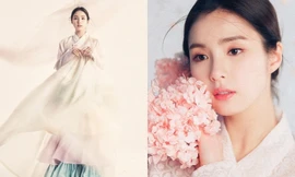 Trên trang cá nhân, Shin Se Kyung chia sẻ loạt ảnh chụp hanbok kèm thông điệp chúc năm mới đến mọi người. Fan khen diễn viên sinh năm 1990 đẹp mong manh trong trang phục truyền thống. "Shin Se Kyung quá trẻ so với tuổi 28", Jin Soon Kyu viết. 