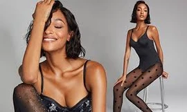 Vóc dáng đẹp 'từng cm' của siêu mẫu da màu đắt giá Jourdan Dunn