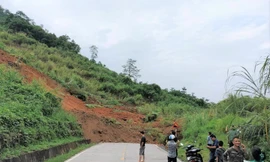 Sạt lở ở Lào Cai