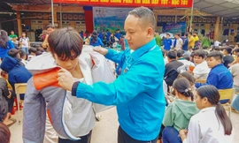 'Góp nắng gửi xuân' đến trẻ em vùng khó ở Sơn La 