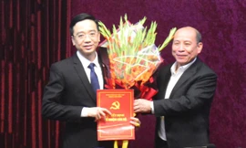 Công bố quyết định của Ban Thường vụ Tỉnh ủy Hoà Bình về công tác cán bộ