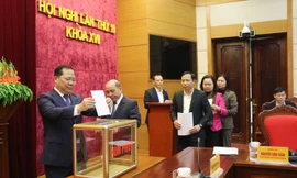 Bà Bùi Thị Minh giữ chức Phó Bí thư Tỉnh ủy Hòa Bình