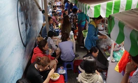 Khó xác định nguồn gốc thức ăn đường phố ở TPHCM