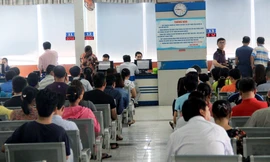 Ga Sài Gòn bắt đầu bán 300.000 vé tàu Tết Kỷ Hợi 2019