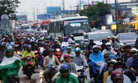 Cửa ngõ Sài Gòn đông nghẹt ngày cuối nghỉ lễ 2/9