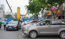 TPHCM thất thoát tiền thỉ từ thu phí đỗ xe lòng đường.