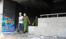 Lực lượng chức năng điều tra vụ việc.