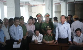 Phó Thủ tướng đối thoại với cư dân vụ cháy làm chết 13 người