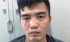 Nguyễn Tâm Hùng tại công an.