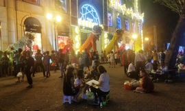 Sài Gòn rực rỡ trước thời khắc giao thừa