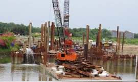 Dự án 6 cống ngăn triều 10.000 tỷ ngưng thi công.