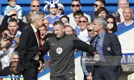 Mourinho hối hận vì hiềm khích với Wenger