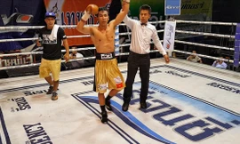 Võ sĩ Trần Văn Thảo hạ knock-out nhà vô địch Thái Lan