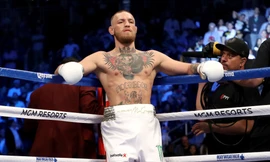 'Nổi điên' vài phút, võ sĩ Conor McGregor đối diện án tù 7 năm