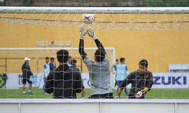 Tuyển Việt Nam bất ngờ đổi lịch, 'đóng cửa' luyện công