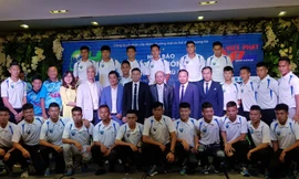 Cặp 'song sát' Thể Công tái xuất sân cỏ