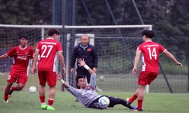 HLV Park Hang-seo nói không ai chắc suất ở tuyển Việt Nam