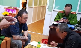 Hoàng Công Minh (áo thun) bị khởi tố