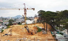 Thi công khách sạn hạng sao khi chưa có giấy phép xây dựng