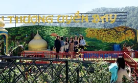 Mở cửa cho khách tham quan khi chưa có giấy phép kinh doanh